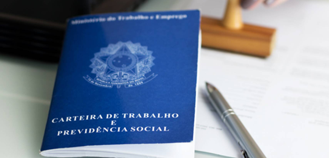 CONTRATOS DE PRESTAÇÃO DE SERVIÇOS E OS RISCOS DE RECONHECIMENTO EMPREGATÍCIO