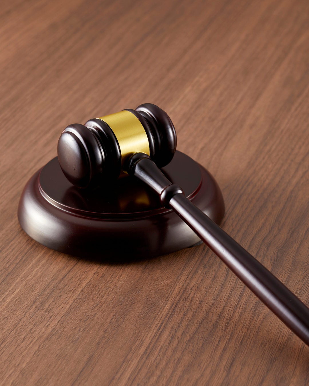 MANTIDA JUSTA CAUSA DE AUXILIAR MECÂNICO QUE FURTOU FONES DE OUVIDO DE CLIENTE 