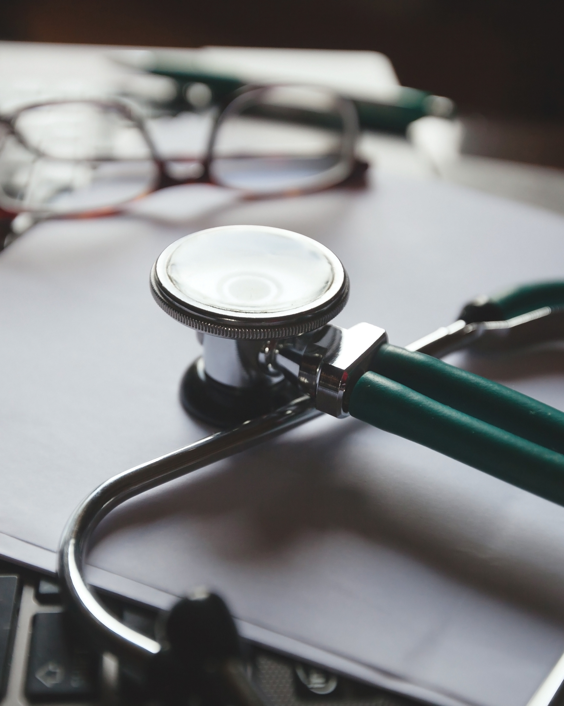 CARF DERRUBA COBRANÇA CONTRA HOSPITAL POR TERCEIRIZAÇÃO DE MÉDICOS  