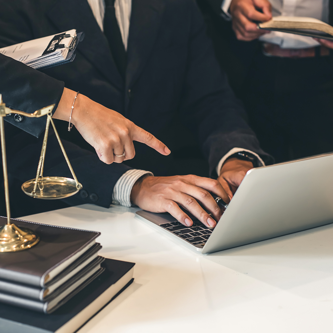COMO OS DADOS ESSENCIAIS PODEM AJUDAR NO CUMPRIMENTO À LGPD